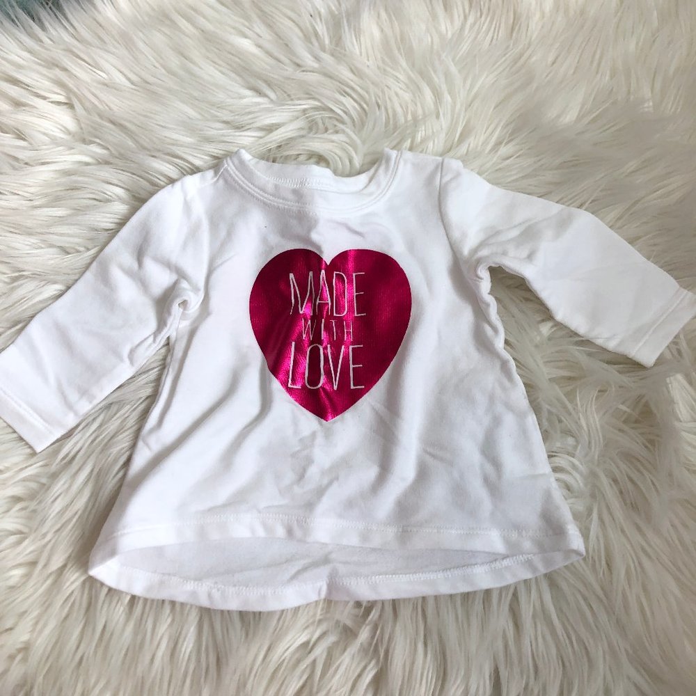 old navy "made with love" long sleeve tee 3-6m✨